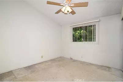 20600 Clarendon, Woodland Hills, CA 91367 - Photo 11
