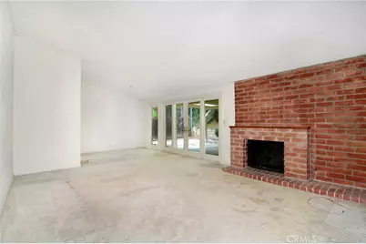 20600 Clarendon, Woodland Hills, CA 91367 - Photo 3