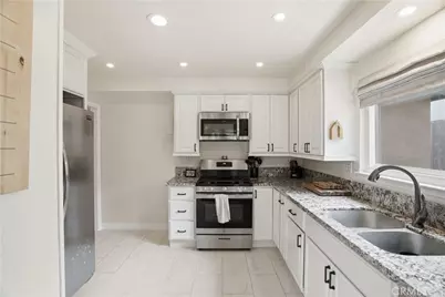 30046 Abelia, Canyon Country, CA 91387 - Photo 11
