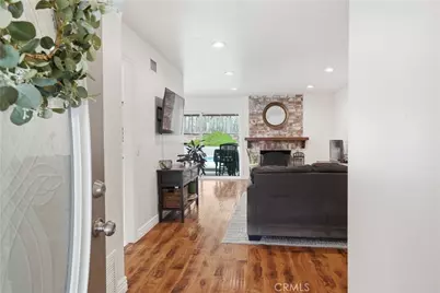 30046 Abelia, Canyon Country, CA 91387 - Photo 3
