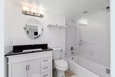 14014 Milbank #5, Sherman Oaks, CA 91423 - Photo 7