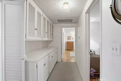 14951 Gilmore, Van Nuys, CA 91411 - Photo 17