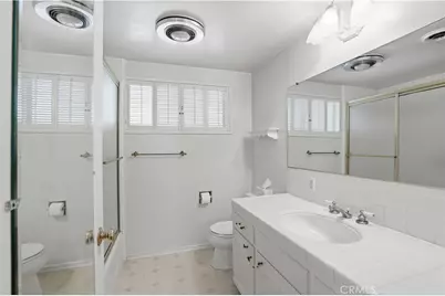 14951 Gilmore, Van Nuys, CA 91411 - Photo 21