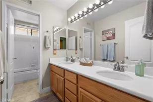 23258 Savory, Valencia, CA 91354 - Photo 37