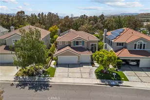 23258 Savory, Valencia, CA 91354 - Photo 5