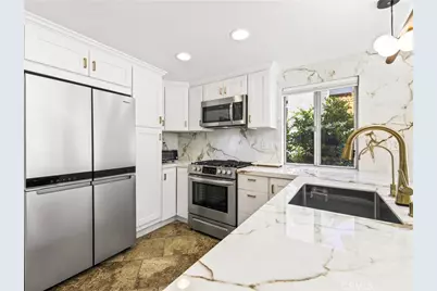 26848 Hummingbird Circle, Canyon Country, CA 91351 - Photo 5