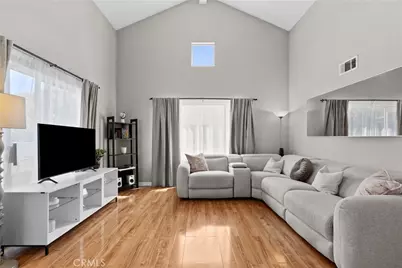 21200 Trumpet #205, Newhall, CA 91321 - Photo 13