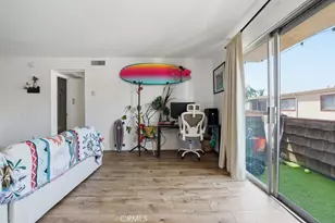 5400 Newcastle Ave, Encino, CA 91316 - Photo 7