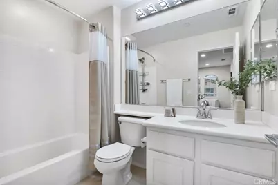 82 Trailing Vine, Irvine, CA 92602 - Photo 29