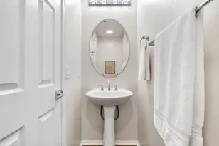 82 Trailing Vine, Irvine, CA 92602 - Photo 11