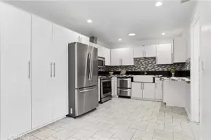 25651 Ramada, Valencia, CA 91355 - Photo 7