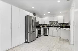 25651 Ramada, Valencia, CA 91355 - Photo 7