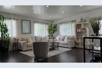 19361 Welby Way, Reseda, CA 91335 - Photo 9