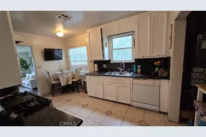 19361 Welby Way, Reseda, CA 91335 - Photo 19