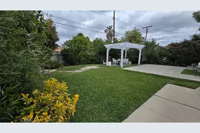19361 Welby Way, Reseda, CA 91335 - Photo 41