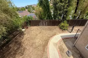 6618 Smoke Tree Ave, Oak Park, CA 91377 - Photo 15
