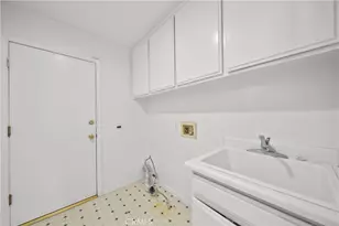 23634 Sunderland Ct, Valencia, CA 91354 - Photo 31