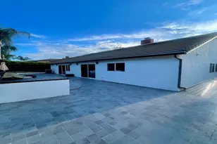 3303 Sawtooth Ct, Westlake Village, CA 91362 - Photo 9