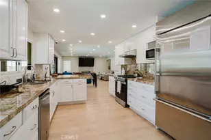 21210 Tulsa, Chatsworth, CA 91311 - Photo 17
