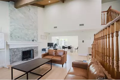 21210 Tulsa, Chatsworth, CA 91311 - Photo 7