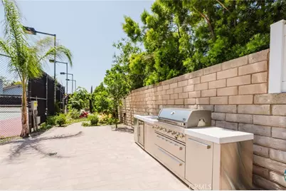 21210 Tulsa, Chatsworth, CA 91311 - Photo 45