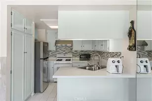 509 El Azul, Oak Park, CA 91377 - Photo 11
