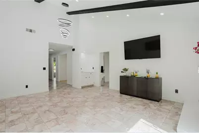 9942 Hanna Avenue, Chatsworth, CA 91311 - Photo 11
