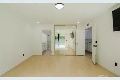 9942 Hanna Avenue, Chatsworth, CA 91311 - Photo 39