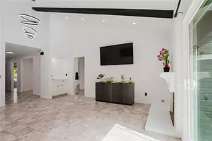 9942 Hanna Ave, Chatsworth, CA 91311 - Photo 9