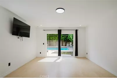 9942 Hanna Avenue, Chatsworth, CA 91311 - Photo 31