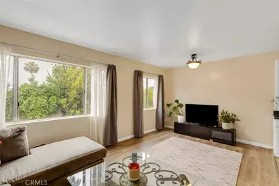 20214 Cohasset Street #16, Winnetka, CA 91306 - Photo 5