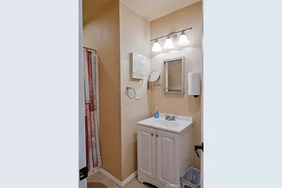 19802 Steinway, Canyon Country, CA 91351 - Photo 19