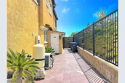 38553 Lion Way, Palmdale, CA 93551 - Photo 31