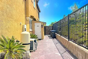 38553 Lion Way, Palmdale, CA 93551 - Photo 31