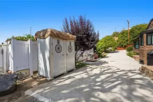 9578 Sunland, Shadow Hills, CA 91040 - Photo 27