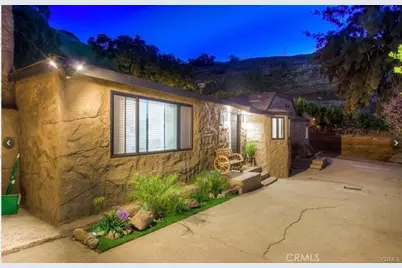 9578 Sunland, Shadow Hills, CA 91040 - Photo 5