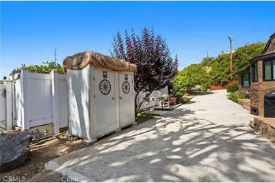 9578 Sunland, Shadow Hills, CA 91040 - Photo 27