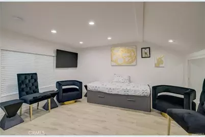 9578 Sunland, Shadow Hills, CA 91040 - Photo 13