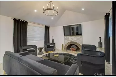 9578 Sunland, Shadow Hills, CA 91040 - Photo 7