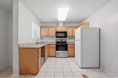 600 Hosking, Bakersfield, CA 93307 - Photo 13