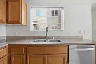 600 Hosking, Bakersfield, CA 93307 - Photo 27