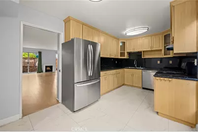 5115 Kester #7, Sherman Oaks, CA 91403 - Photo 11