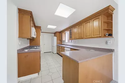 10063 Willamette Street, Ventura, CA 93004 - Photo 9