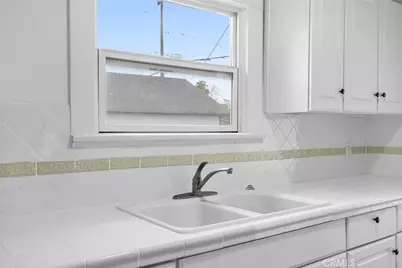 600 Olive, Bakersfield, CA 93304 - Photo 5
