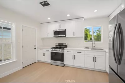 4938 Chimineas, Tarzana, CA 91356 - Photo 15