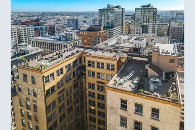 215 W 7th Street #1008, Los Angeles, CA 90014 - Photo 37