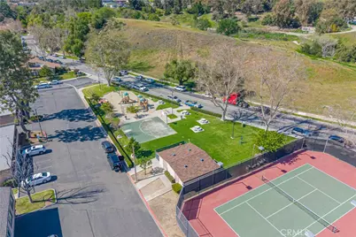 24525 Trevino #U6, Valencia, CA 91355 - Photo 3