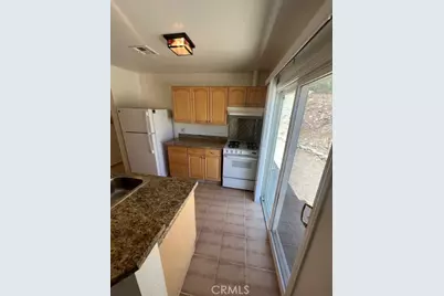 17559 Sierra Highway, Canyon Country, CA 91351 - Photo 21