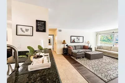 24525 Trevino #U1, Valencia, CA 91355 - Photo 3