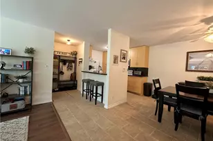 24525 Trevino, Valencia, CA 91355 - Photo 3